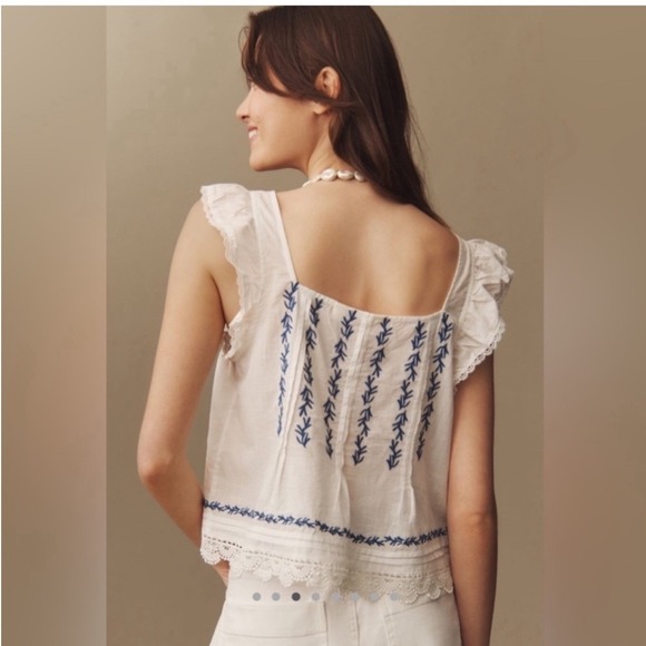Maeve Anthropologie Women's XS White Blue Embroidered Lace Trim Pintuck Blouse - Picture 2 of 8